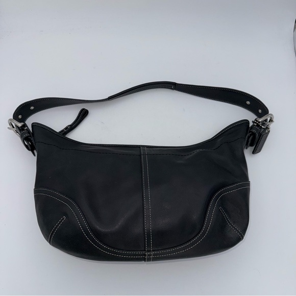 Coach Vintage women's black leather silver hardware shoulder bag